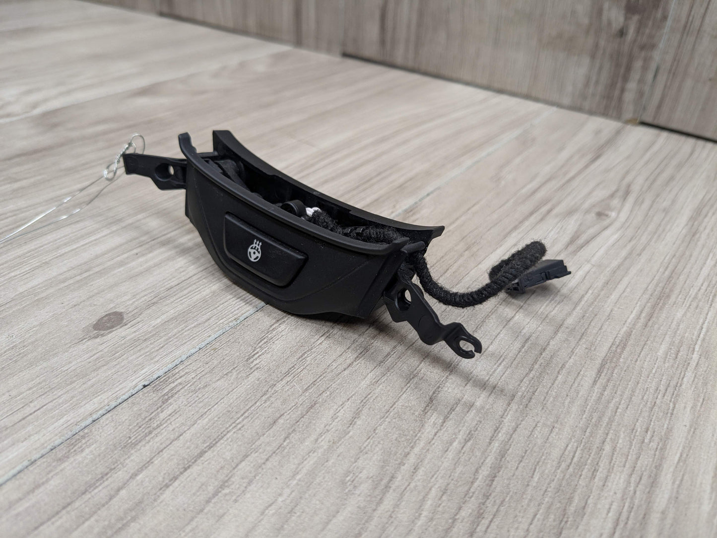 OEM BMW F44 G01 G05 G12 G20 G22 G26 G30 G42 Steering Wheel Heater Button Switch