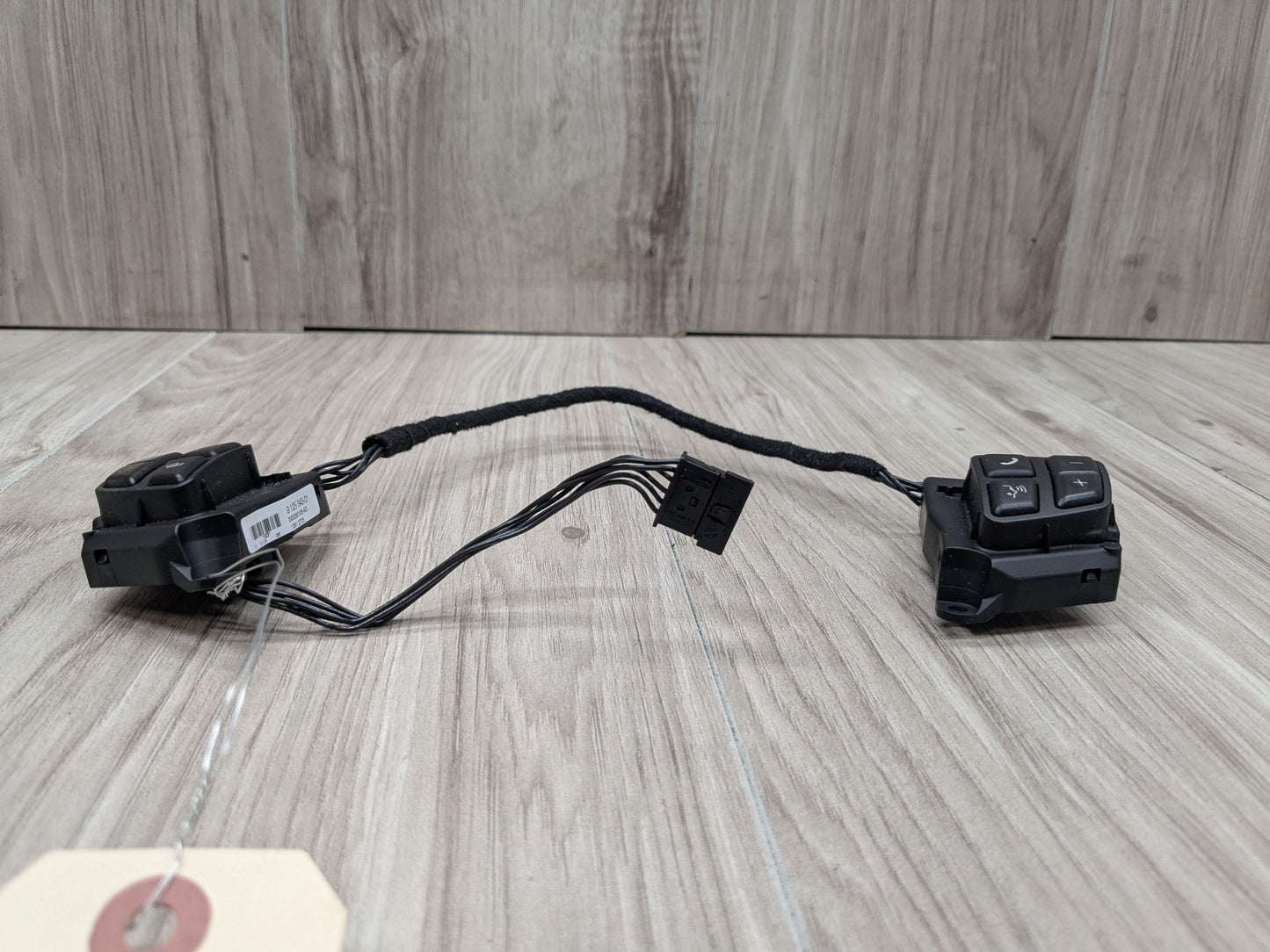 06-13 OEM BMW E82 E84 E88 E90 E92 E93 Steering Wheel Multifunction Button Switch