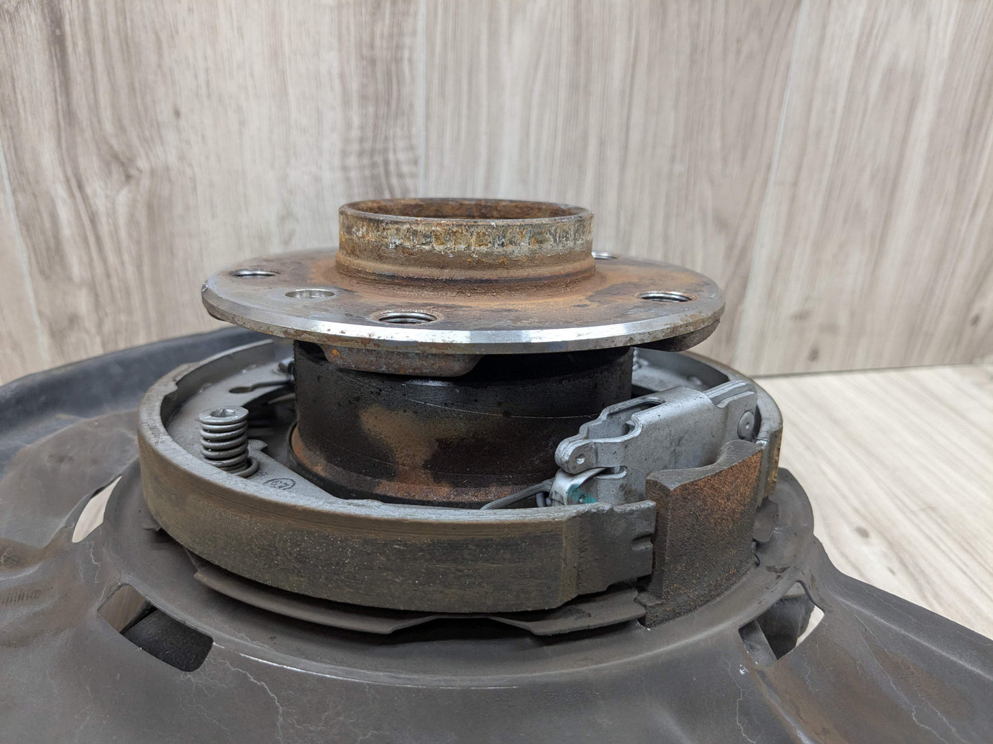 12-18 OEM BMW F30 328 330 335 340 REAR Right Driver Hub Knuckle Spindle Bearing