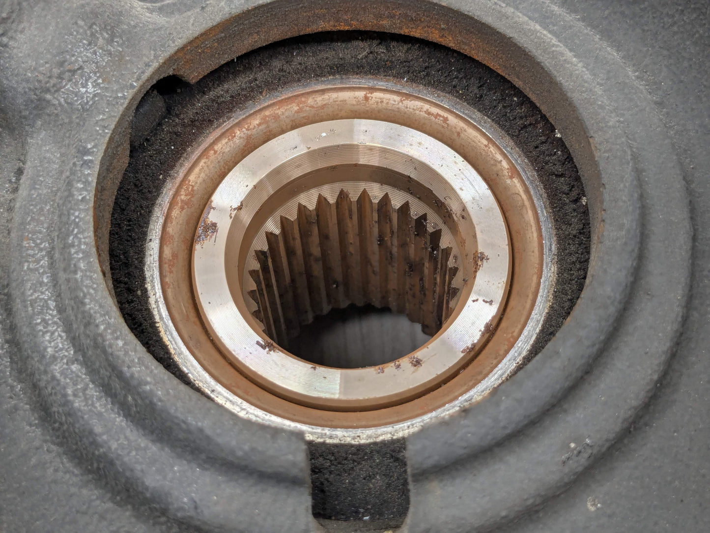 12-18 OEM BMW F30 328 330 335 340 REAR Right Passenger Knuckle Spindle Bearing