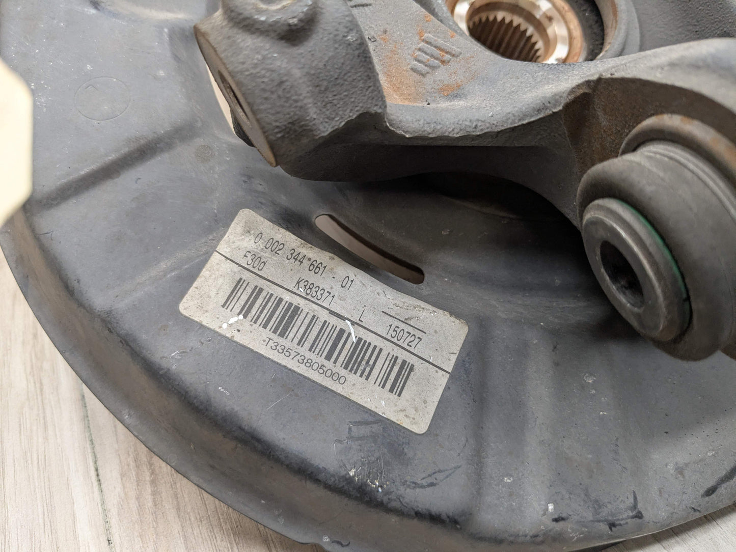 12-18 OEM BMW F30 328 330 335 340 REAR Right Passenger Knuckle Spindle Bearing