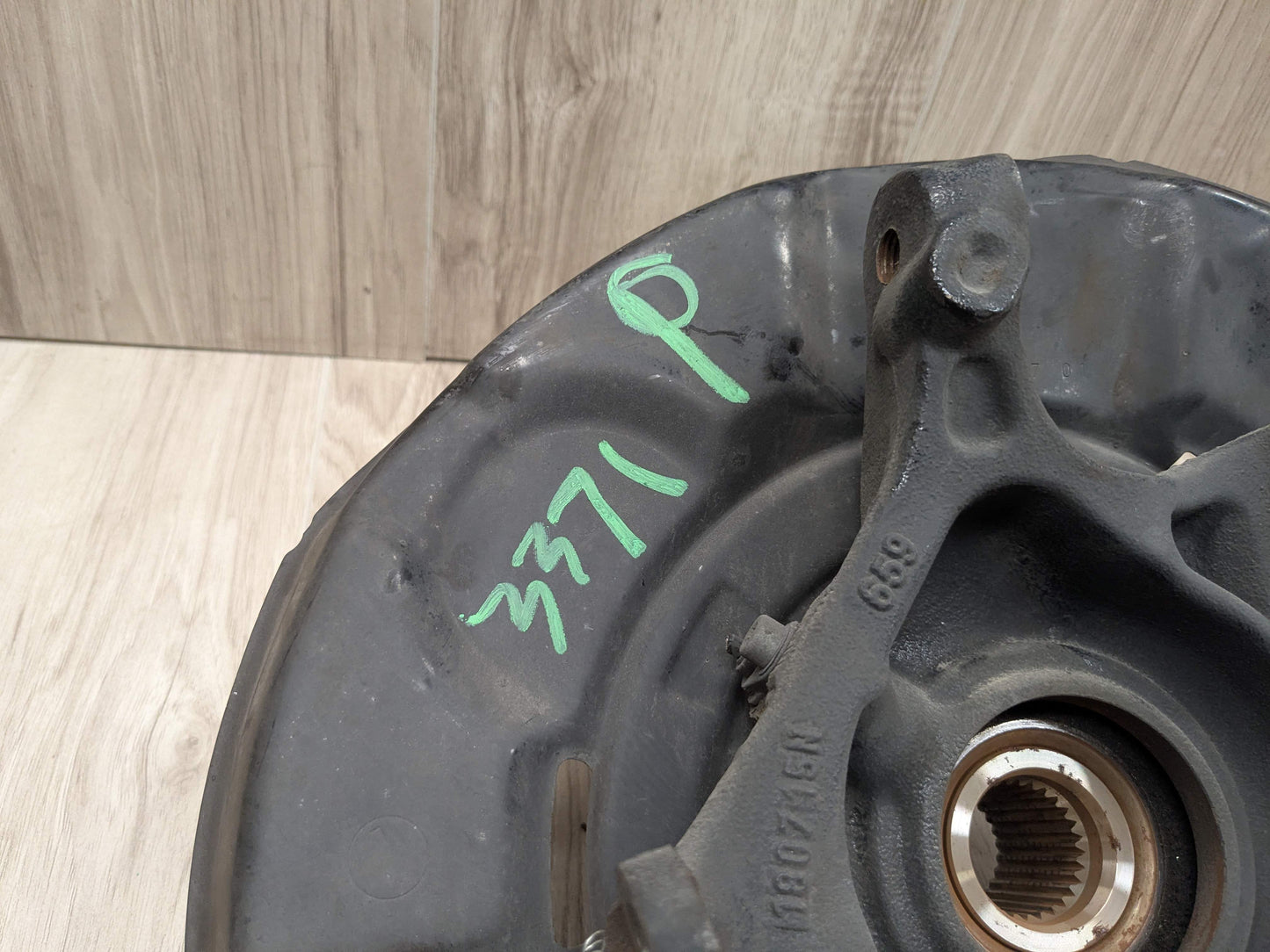 12-18 OEM BMW F30 328 330 335 340 REAR Right Passenger Knuckle Spindle Bearing