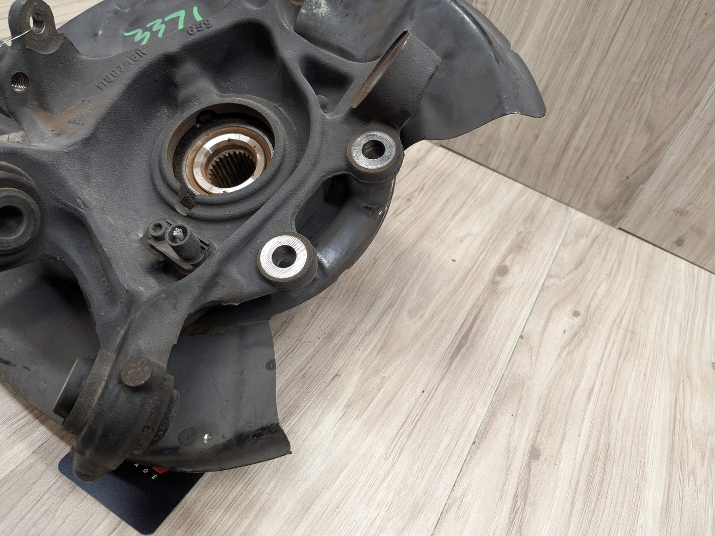 12-18 OEM BMW F30 328 330 335 340 REAR Right Passenger Knuckle Spindle Bearing