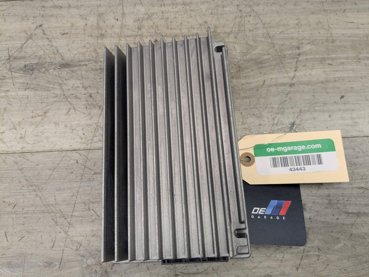 11-17 OEM BMW F25 X3 28iX 35iX Hi-Fi Stereo Audio Amplifier Amp