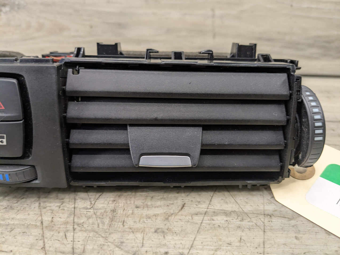 OEM BMW F30 F32 F33 F36 F80 F82 F83 M3 M4 Front Dash Central AC Air Vent Grille