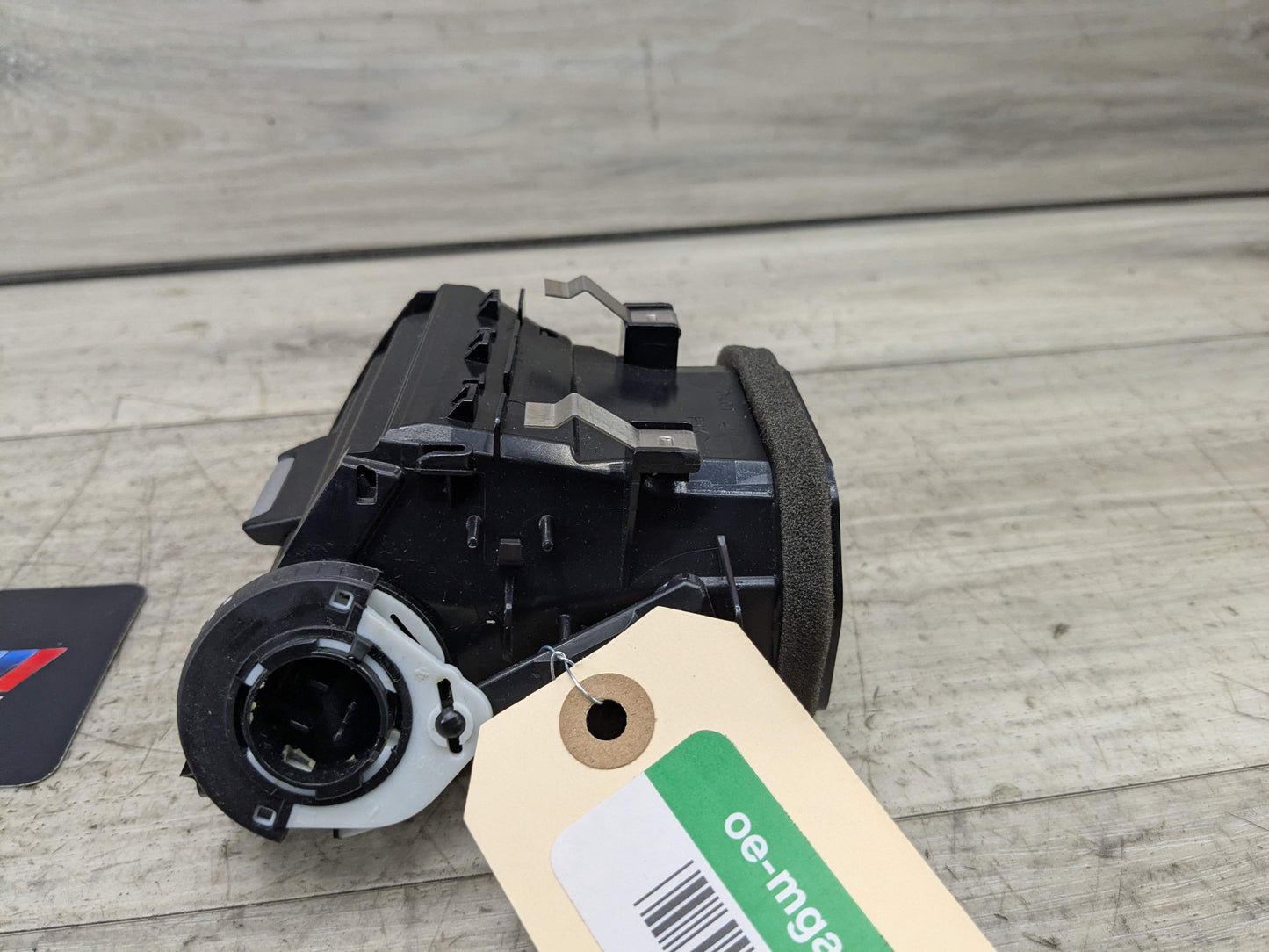 OEM BMW F30 F32 F33 F36 F80 F82 F83 M3 M4 Left Driver Dash AC Air Vent Grille