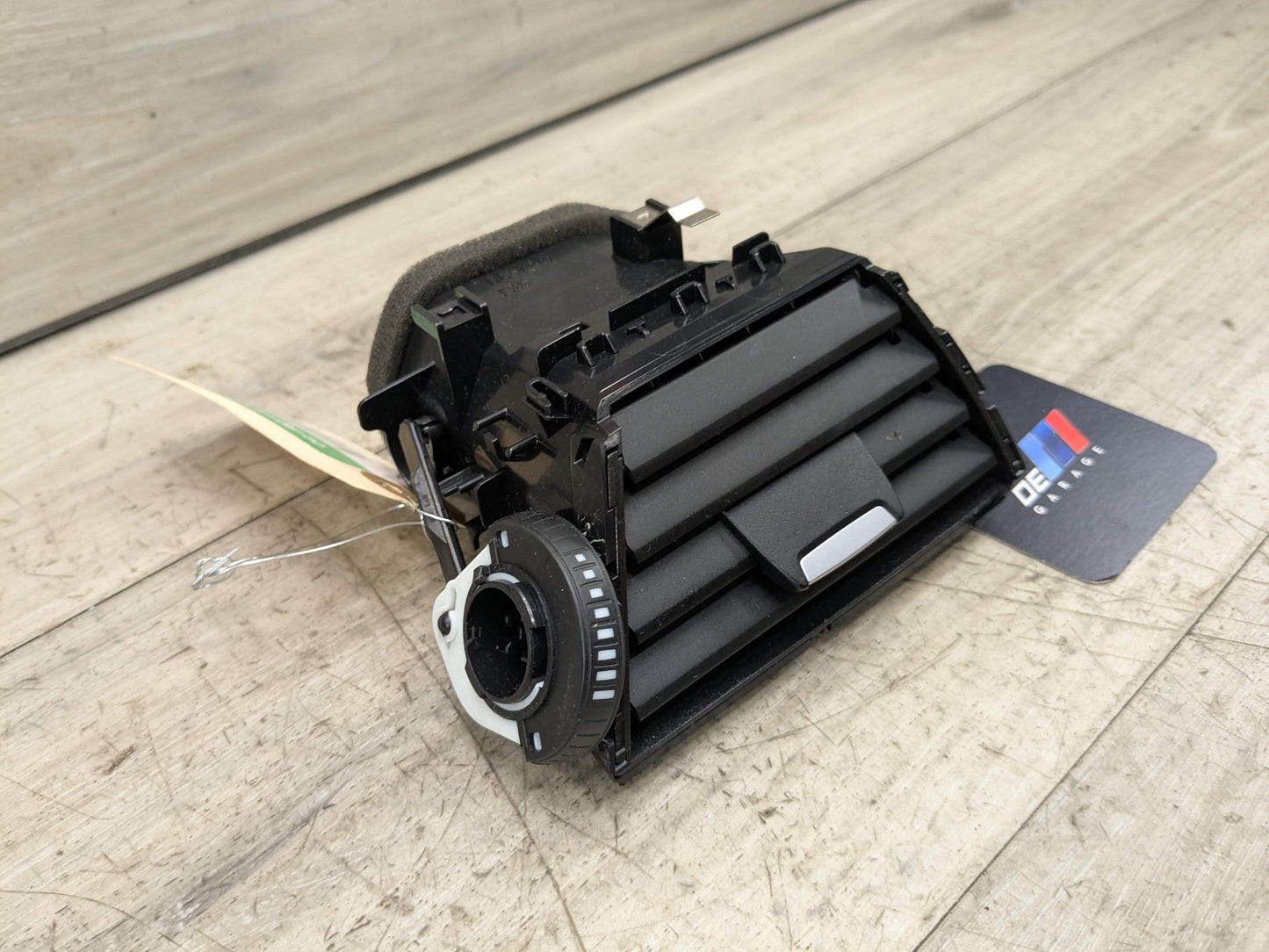 OEM BMW F30 F32 F33 F36 F80 F82 M3 M4 Right Passenger Air AC Vent Dash Grille