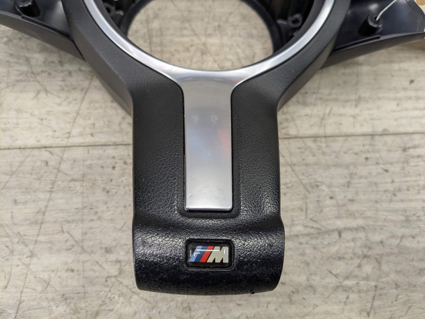 *OEM BMW F10 F22 F23 F30 F32 F33 F36 M-Sport Steering Wheel Trim Bezel Cover