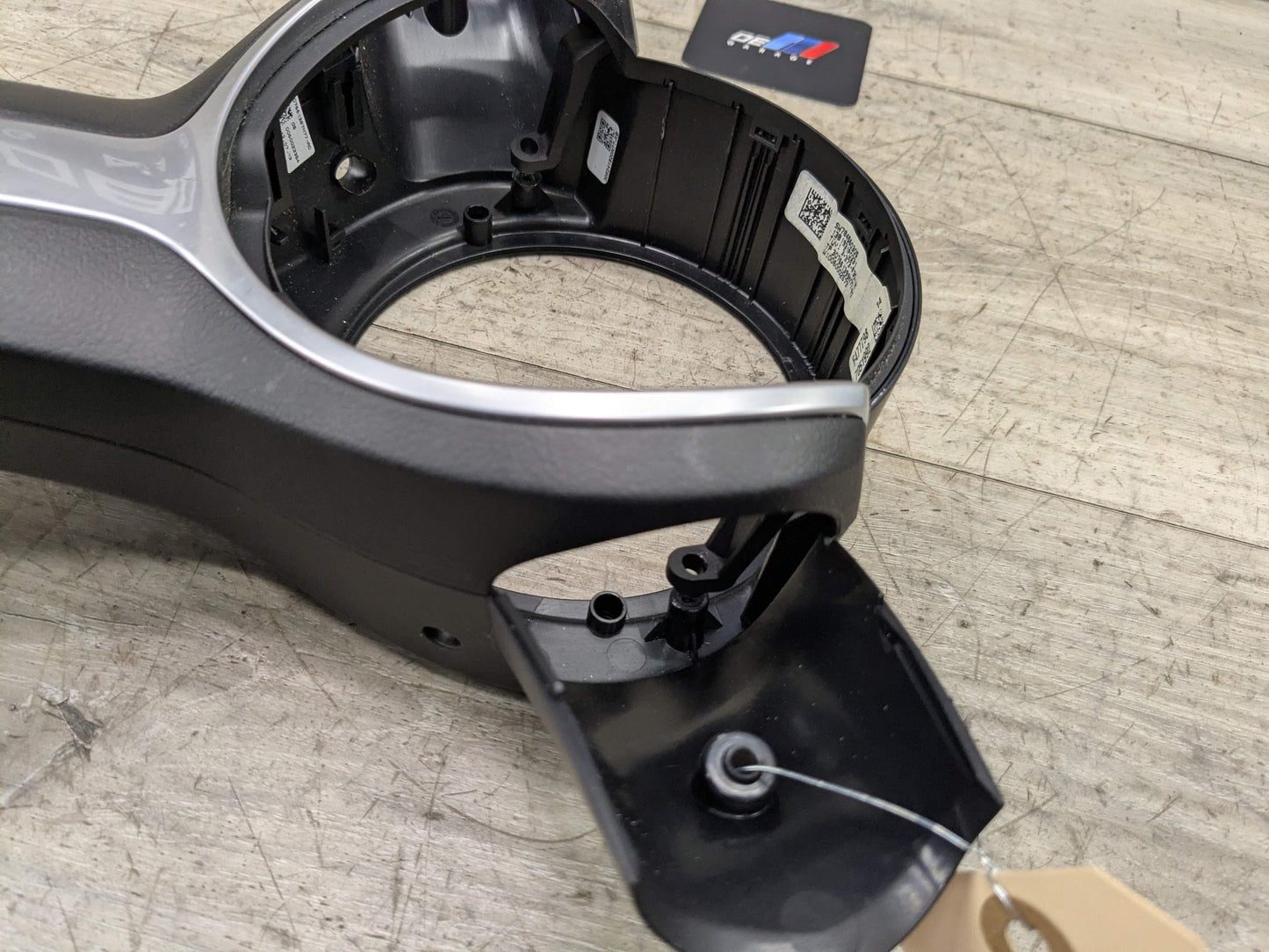 *OEM BMW F10 F22 F23 F30 F32 F33 F36 M-Sport Steering Wheel Trim Bezel Cover