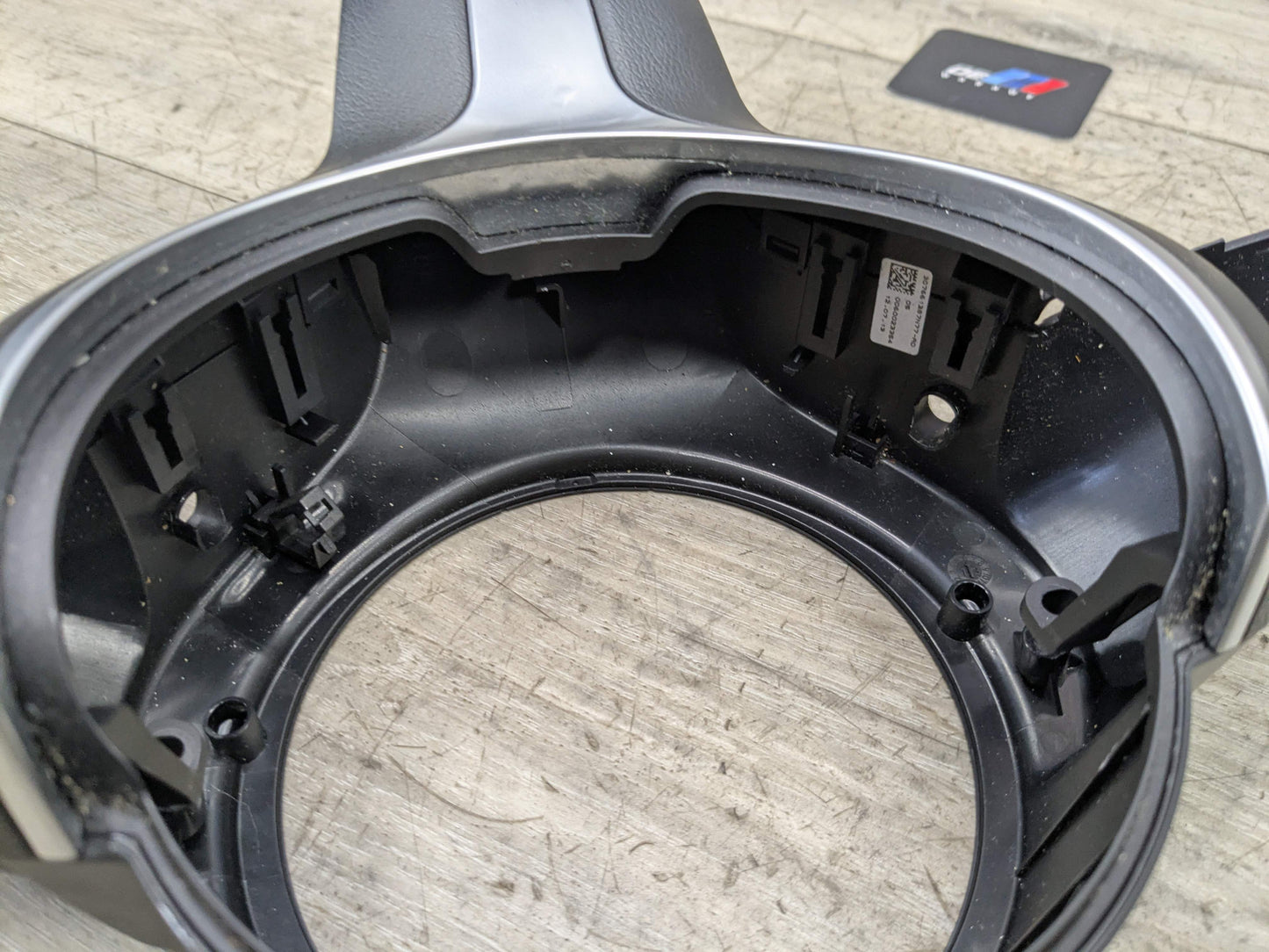 *OEM BMW F10 F22 F23 F30 F32 F33 F36 M-Sport Steering Wheel Trim Bezel Cover