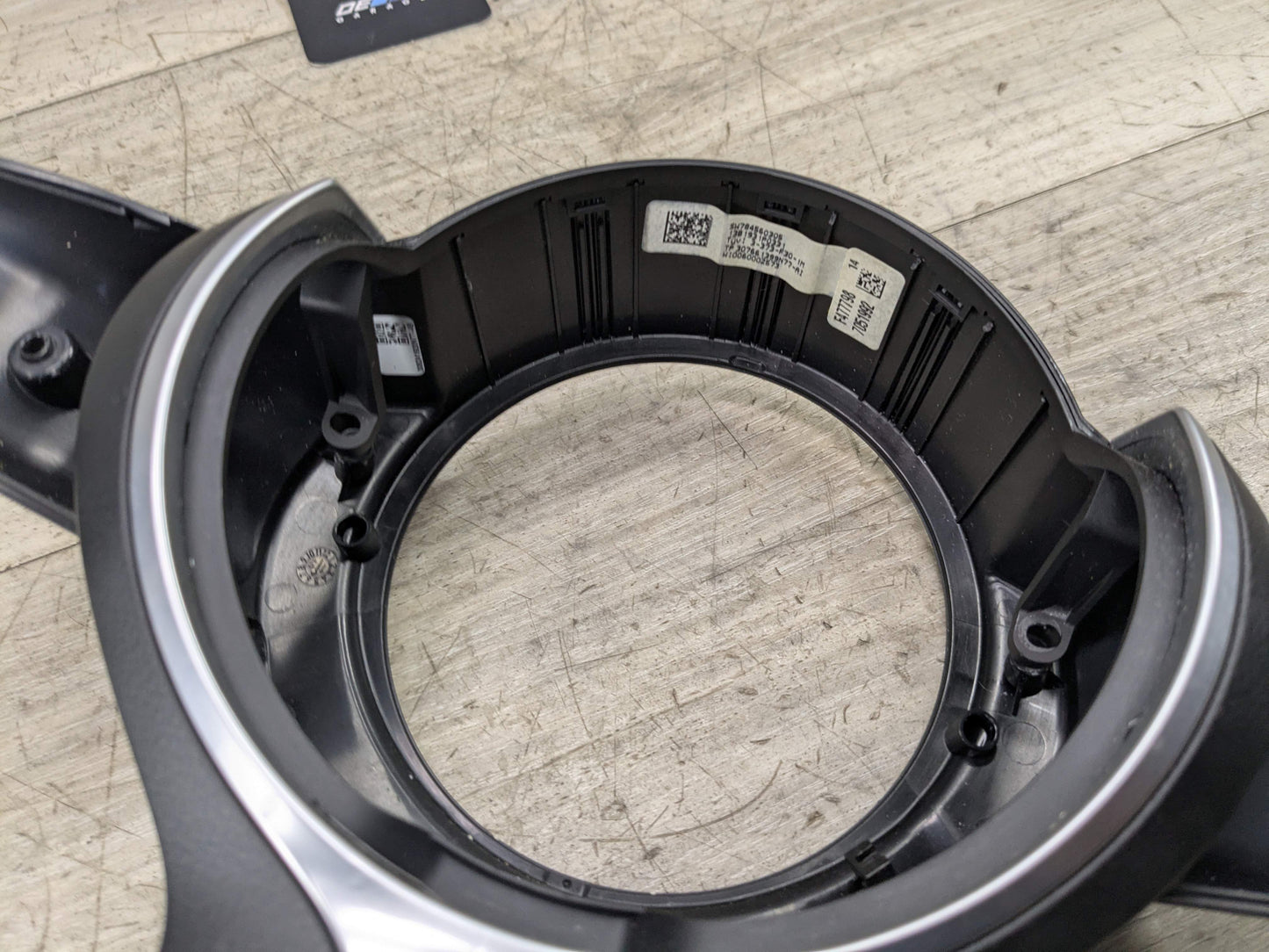 *OEM BMW F10 F22 F23 F30 F32 F33 F36 M-Sport Steering Wheel Trim Bezel Cover