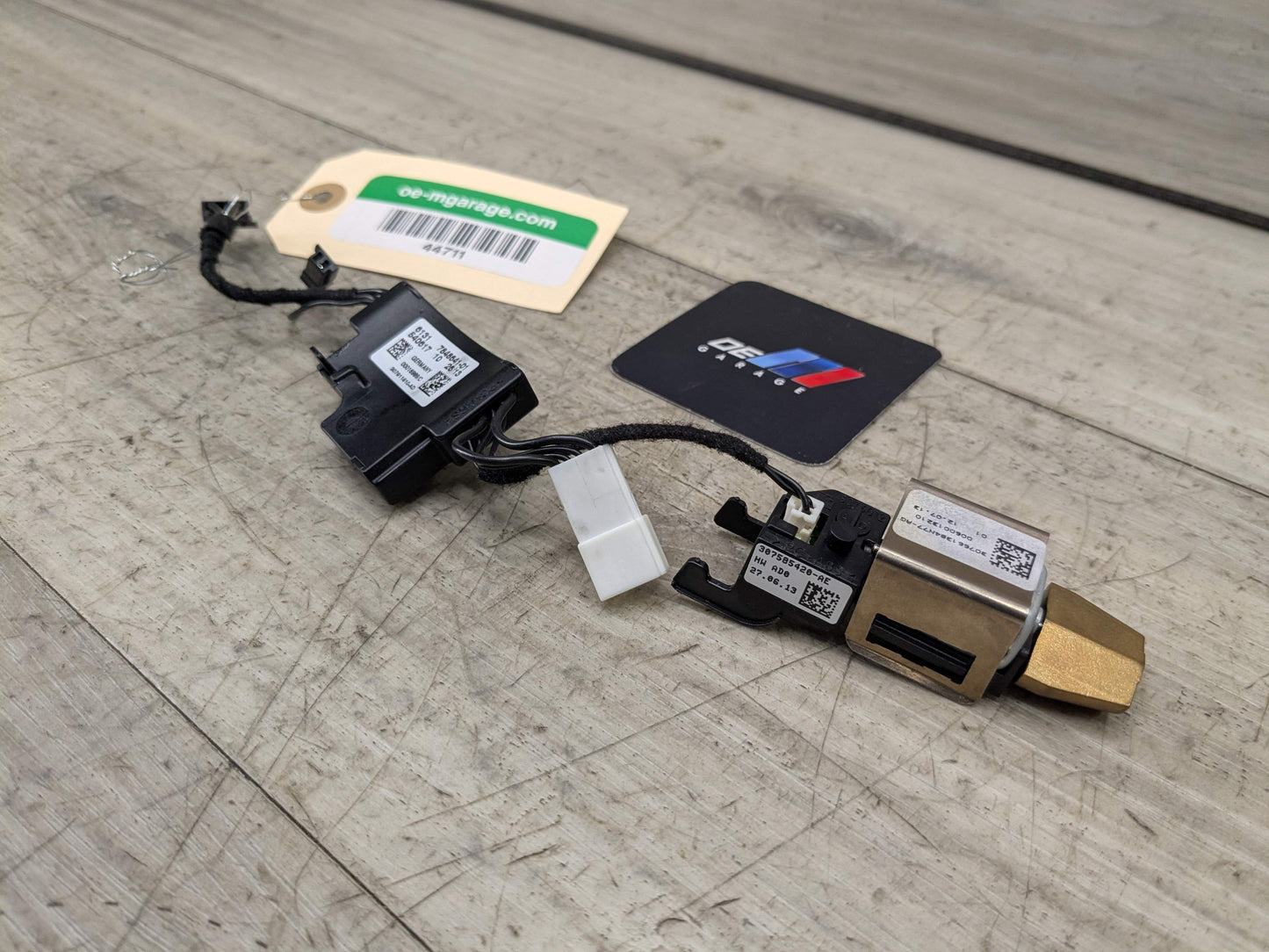 OEM BMW F22 F30 F32 F36 F80 F82 M3 M SPORT Steering Wheel Vibration Motor Wiring