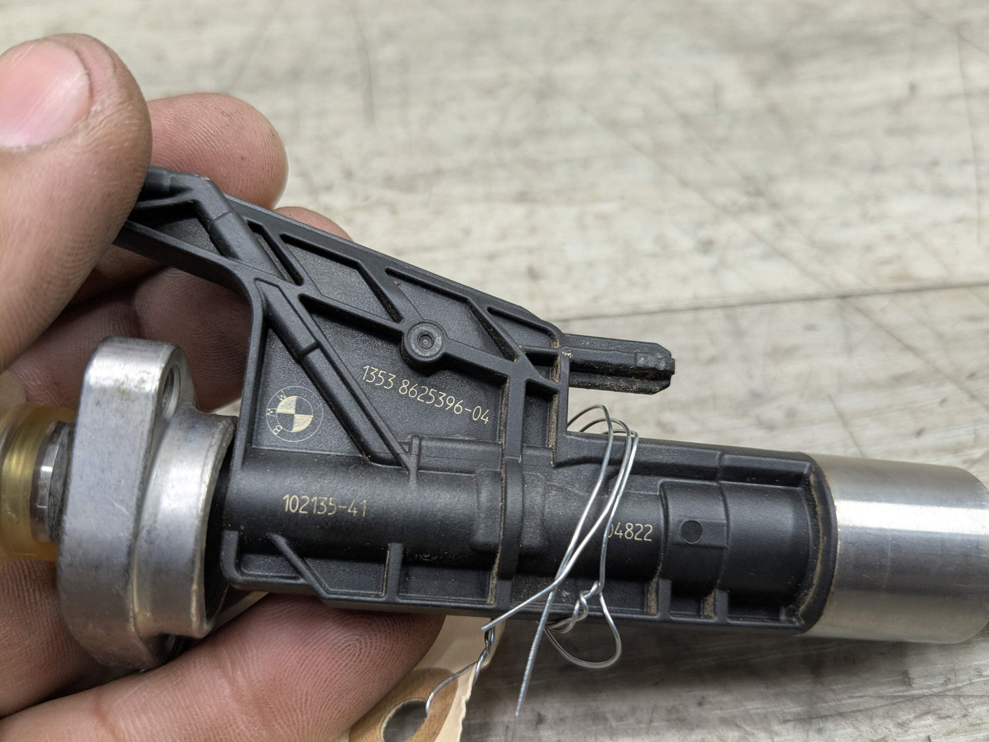 OEM BMW F30 F32 G01 G02 G12 G20 G30 Engine B46 B58 High Pressure Fuel Injector