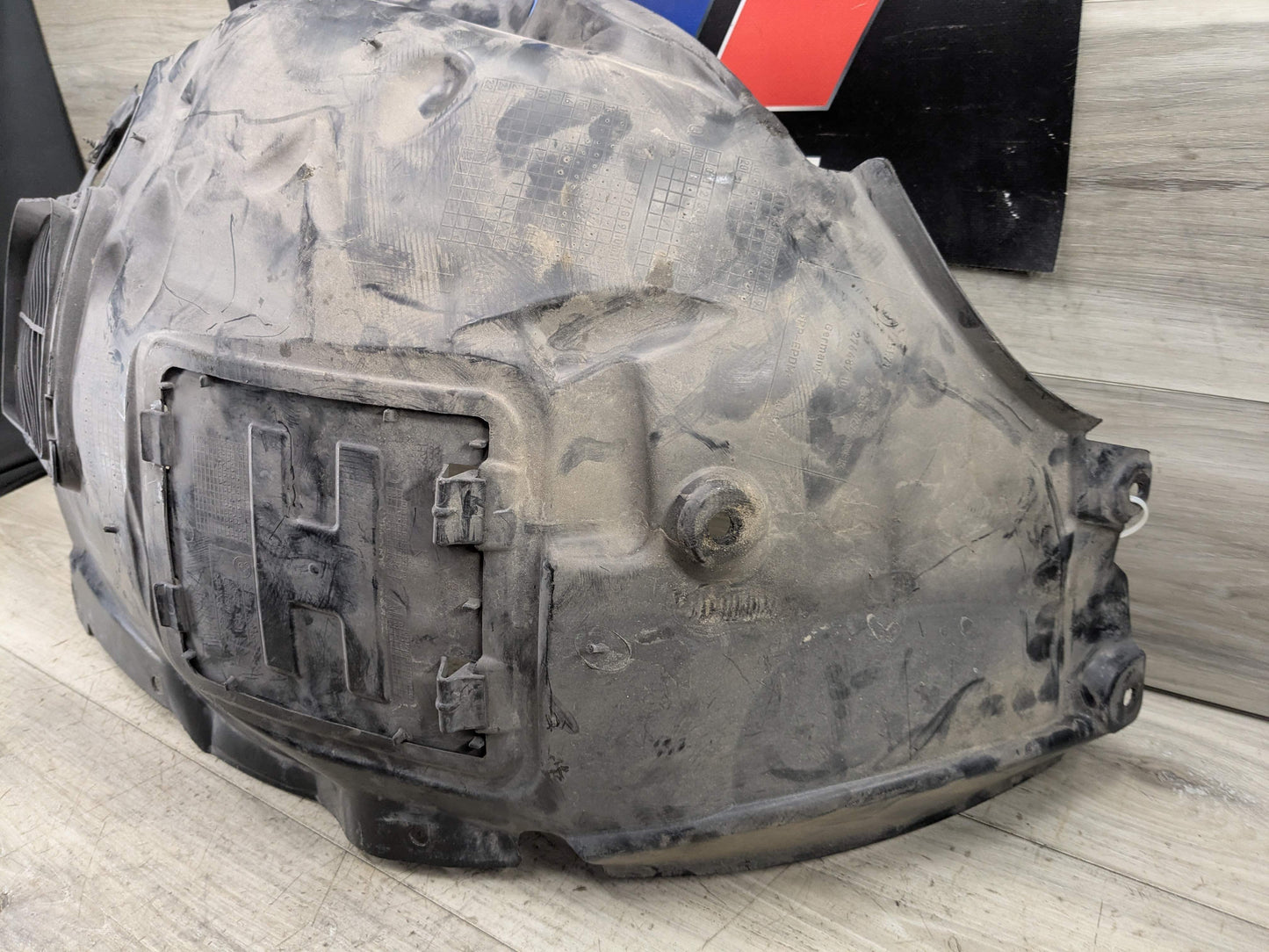 OEM BMW F30 328 330 335 340 Front Left Driver Fender Liner Wheel Splash Shield