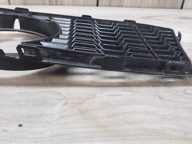BMW 11-13 F10 535I Fog Light Lamp Passenger Right SIde Grille Bumper Pre LCI