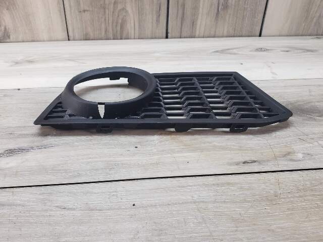 BMW 11-13 F10 535I Fog Light Lamp Passenger Right SIde Grille Bumper Pre LCI