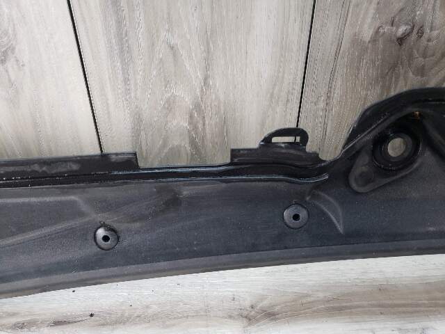 BMW 12-15 F30 335xi Windshield Cowel Cover Pre LCI