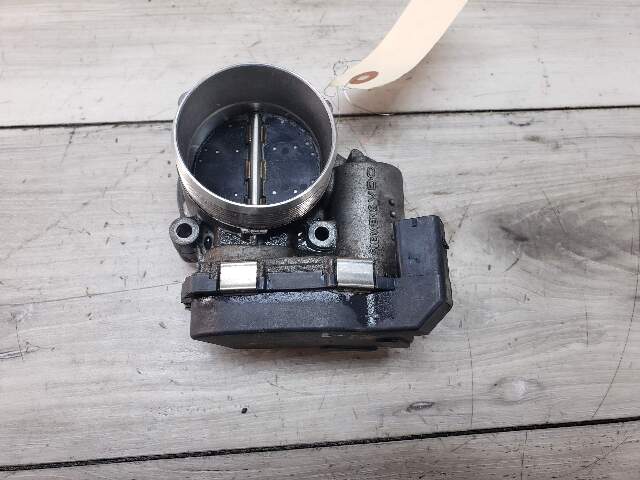 10-19 BMW F10 F12 F13 F01 F02 F15 S63 Intake Manifold Throttle Housing Assembly