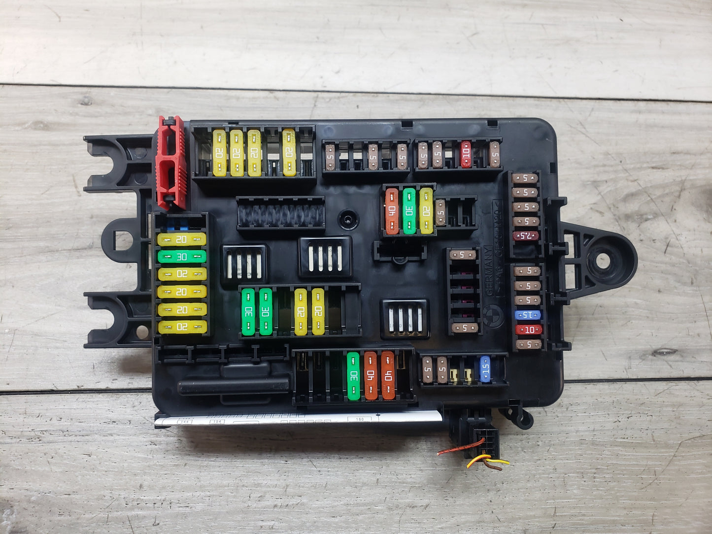 BMW 18-20 F22 M240xi Rear Power Distribution Fuse Box LCI