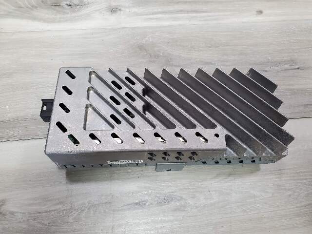 BMW 12-14 F13 650i Stereo Audio Amplifier Amp HARMAN KARDON Pre LCI