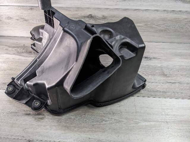 BMW 07-10 E93 M3 Engine S65 Airbox Air Intake Cleaner Muffler Pre LCI