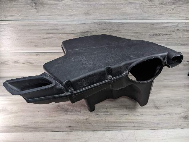 BMW 07-10 E93 M3 Engine S65 Airbox Air Intake Cleaner Muffler Pre LCI