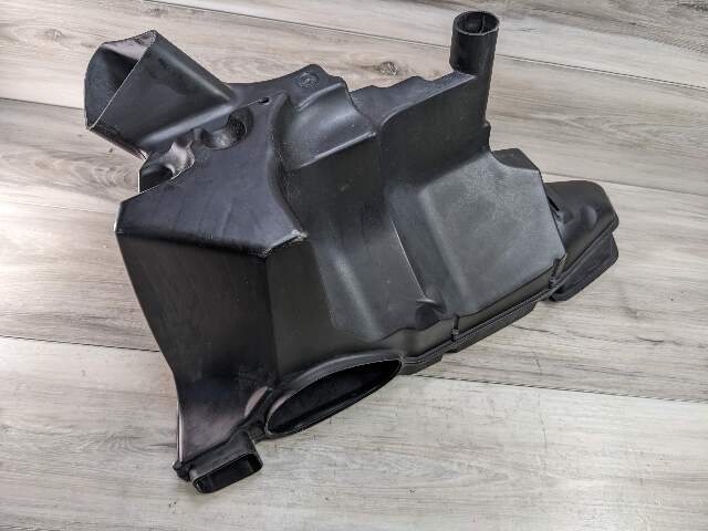 BMW 07-10 E93 M3 Engine S65 Airbox Air Intake Cleaner Muffler Pre LCI