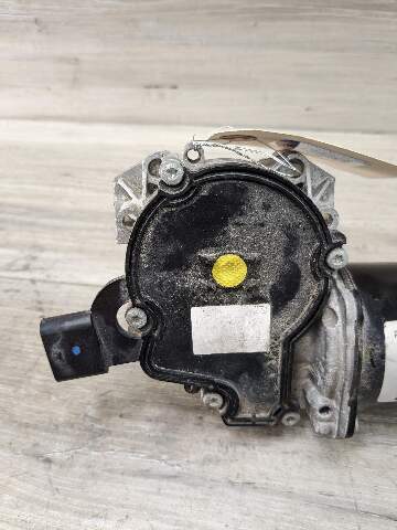 12-18 OEM BMW F30 F32 F33 F36 325i 328i 335i 428i 435i Windshield Wiper Motor