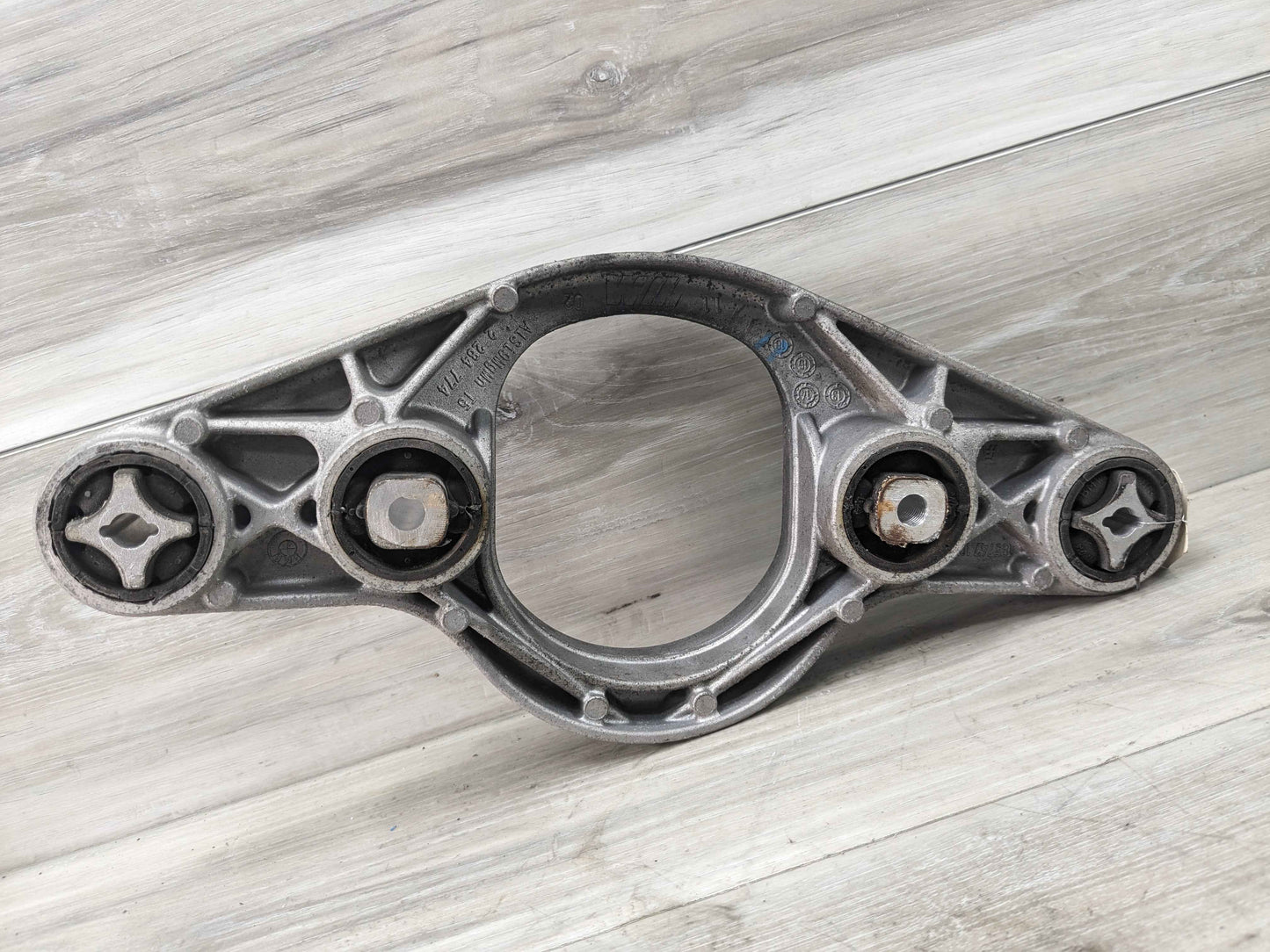 15-20 OEM BMW F87 F80 F83 F82 M2 M3 M4 Differential Support Adapter Bracket