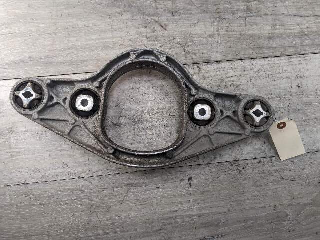 15-20 OEM BMW F87 F80 F83 F82 M2 M3 M4 Differential Support Adapter Bracket