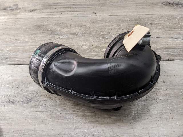 15-17 OEM BMW F80 F82 F83 M3 M4 Throttle Body Air Intake Charge Pipe S55