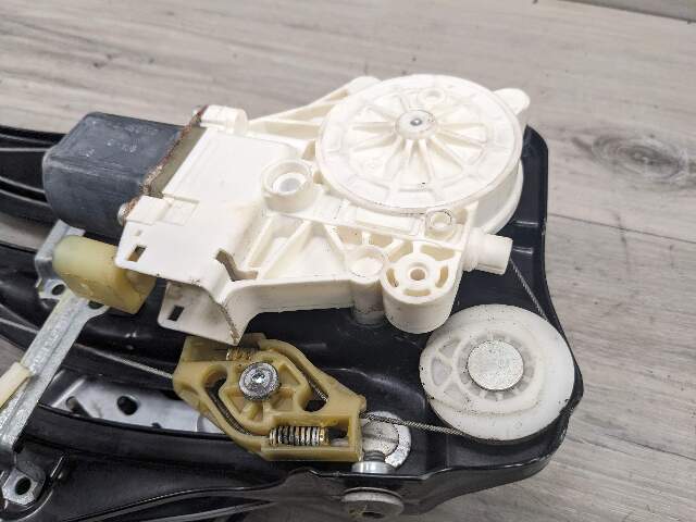 09-16 OEM BMW E89 28i 35i Z4 Rear Left Driver Window Lift Regulator