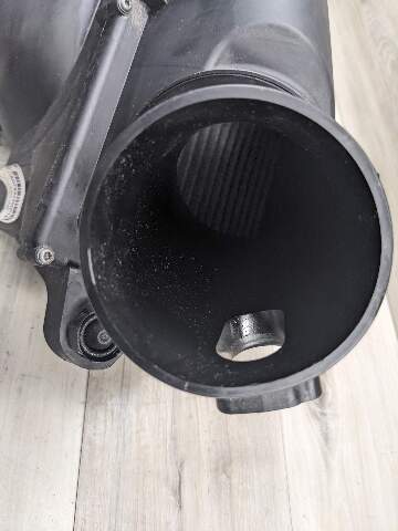 OEM BMW F10 M5 F06 F12 F13 M6 S63 Right Side Airbox Air Filter Cleaner Intake