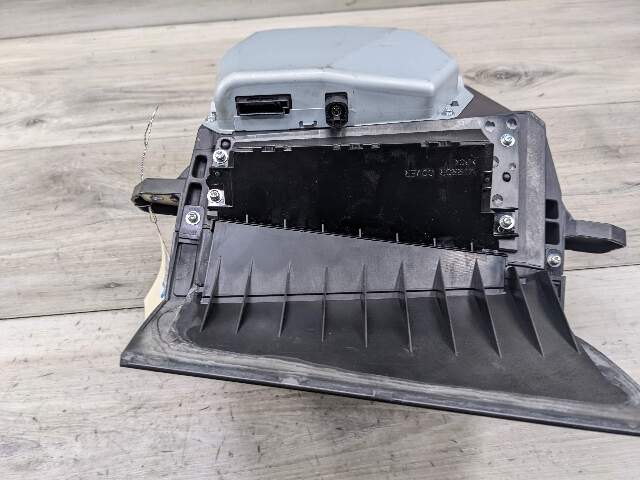 11-18 OEM BMW F06 F12 F13 640 650 M6 HUD Head Up Display Projector Screen Unit
