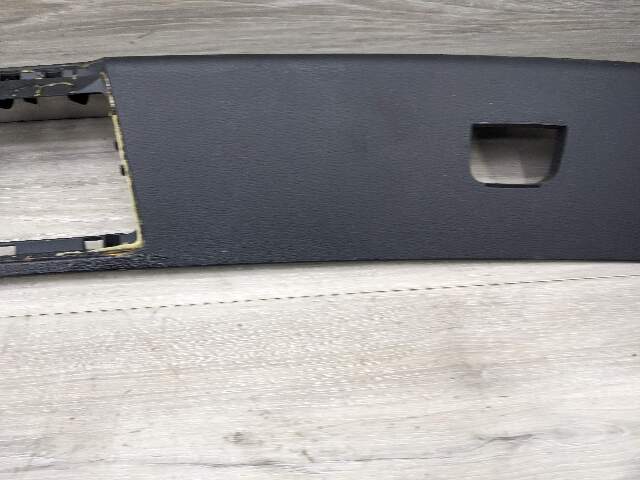 09-16 E89 Z4 Rear Bulkhead Partition Trim Panel