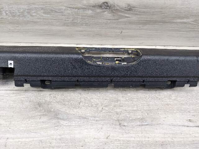 09-16 E89 Z4 Rear Bulkhead Partition Trim Panel