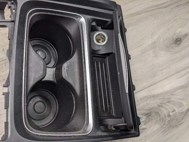 15-20 OEM BMW F80 F82 F83 M3 M4 Central Console Cup Holder Ash Tray Trim Cover