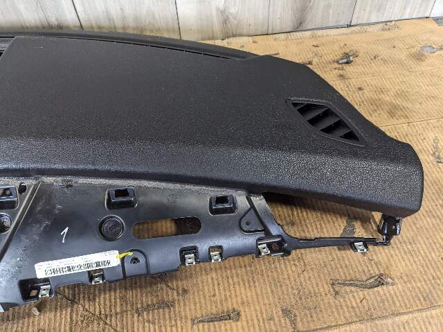 09-16 OEM BMW E89 Z4 Dash Dashboard w/ Navigation iDrive Black