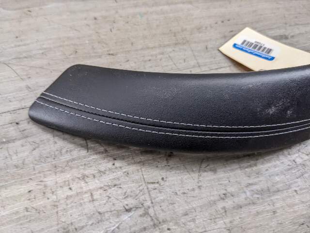 15-20 OEM BMW F80 F82 F83 M3 M4 Right Door Panel Pull Handle Leather Black