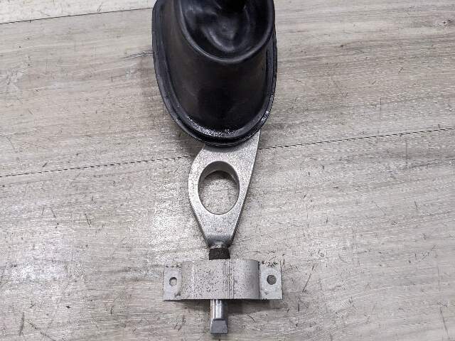 15-20 OEM BMW F80 F82 M2 M3 M4 Manual Transmission Gearshift Shifter Mechanism