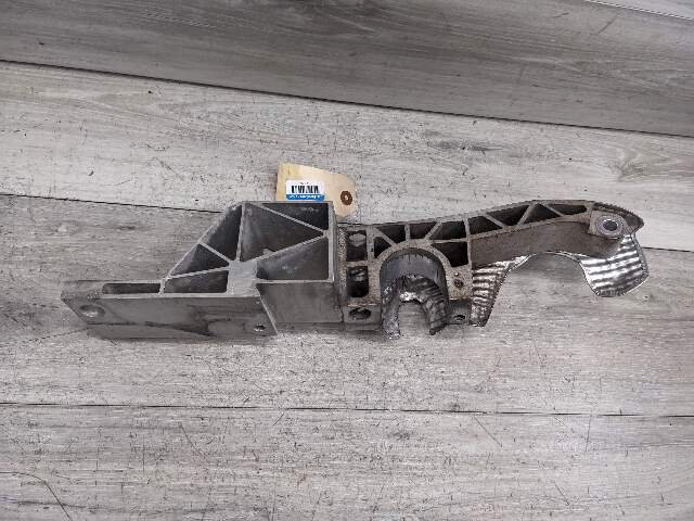 10-13 OEM Porsche Panamera Front Left Subframe Crossmember Bracket