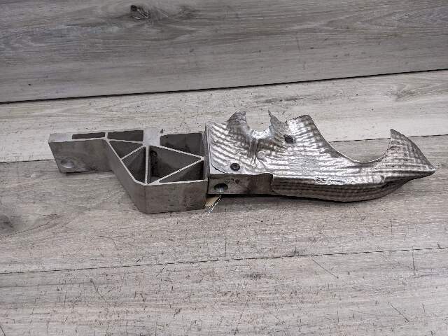 10-13 OEM Porsche Panamera Front Left Subframe Crossmember Bracket