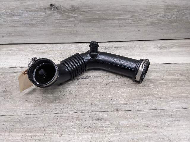 10-16 OEM Porsche Panamera Right Passenger Engine Air Intake Turbo Hose Inlet