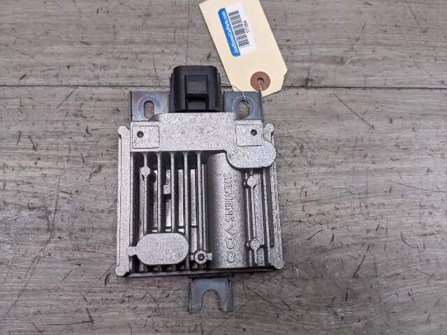 10-16 OEM Porsche Panamera 4.4L Fuel Pump Control Module Unit