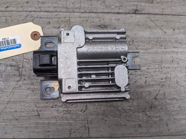 10-16 OEM Porsche Panamera 4.4L Fuel Pump Control Module Unit