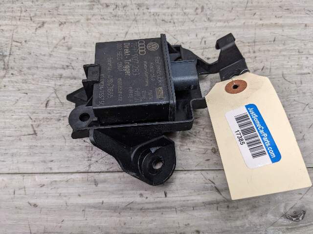 10-16 OEM Porsche Panamera Tire Pressure Monitoring System Transmitter Module