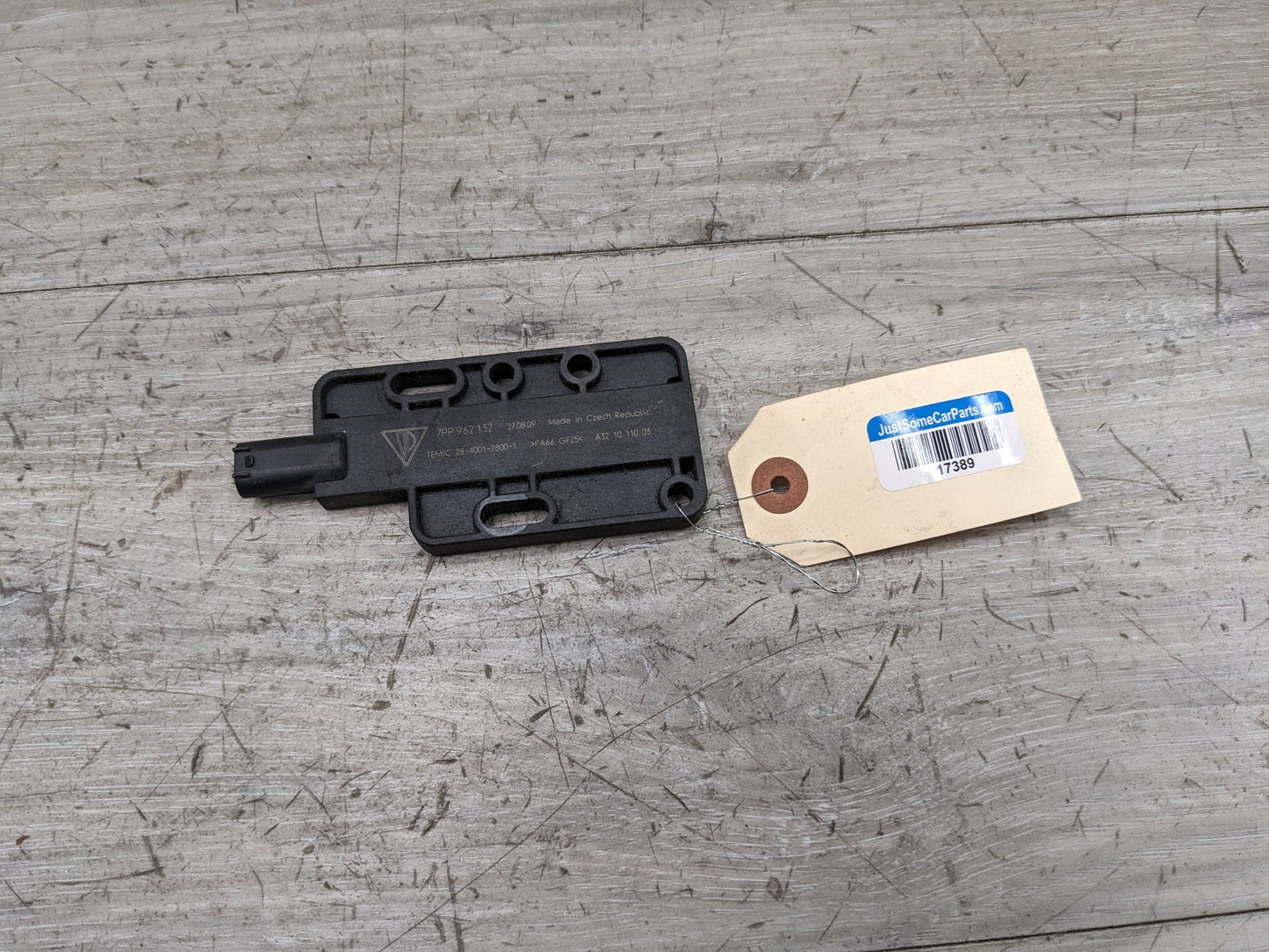 10-18 OEM Porsche Keyless Entry Passive Antenna Module Unit