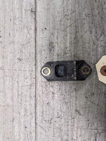 10-16 OEM Porsche Panamera Front Right Acceleration Sensor