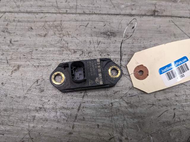 10-16 OEM Porsche Panamera Front Right Acceleration Sensor