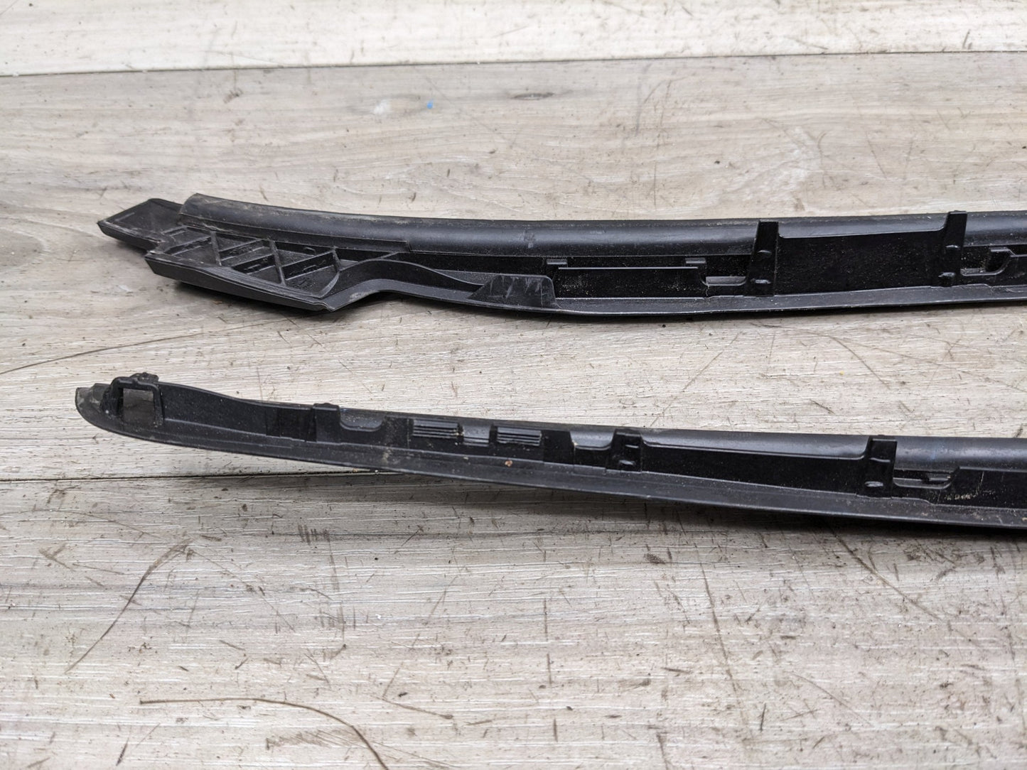 13-20 OEM BMW F33 F83 CONVERTIBLE Front Window ShieldTrim Molding SET